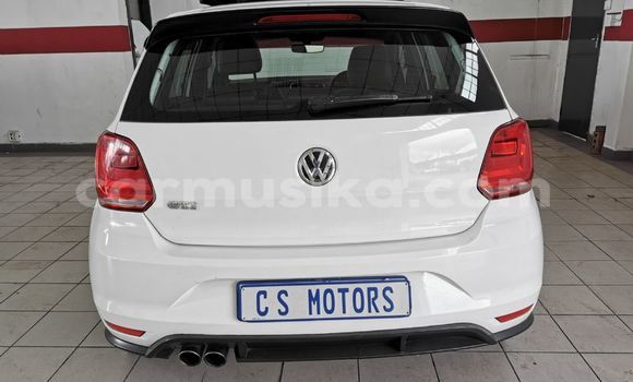Acheter Occasion Voiture Volkswagen Polo GTI Blanc à Beitbridge, Matabeleland South Acheter Occasion Voiture Volkswagen Polo GTI Blanc à Beitbridge, Matabeleland South