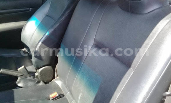 Nunua Ilio tumika Toyota Hilux Nyeupe Gari ndani ya Beitbridge nchini Matabeleland Kusini Nunua Ilio tumika Toyota Hilux Nyeupe Gari ndani ya Beitbridge nchini Matabeleland Kusini