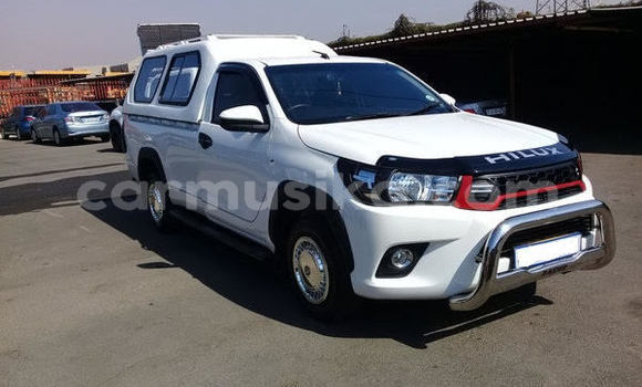 Nunua Ilio tumika Toyota Hilux Nyeupe Gari ndani ya Beitbridge nchini Matabeleland Kusini Nunua Ilio tumika Toyota Hilux Nyeupe Gari ndani ya Beitbridge nchini Matabeleland Kusini