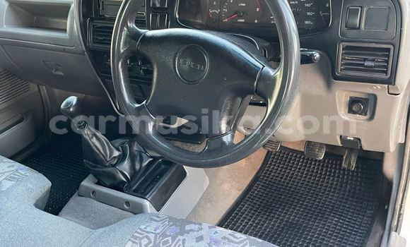 Acheter Occasion Voiture Isuzu KB Blanc à Beitbridge, Matabeleland South Acheter Occasion Voiture Isuzu KB Blanc à Beitbridge, Matabeleland South