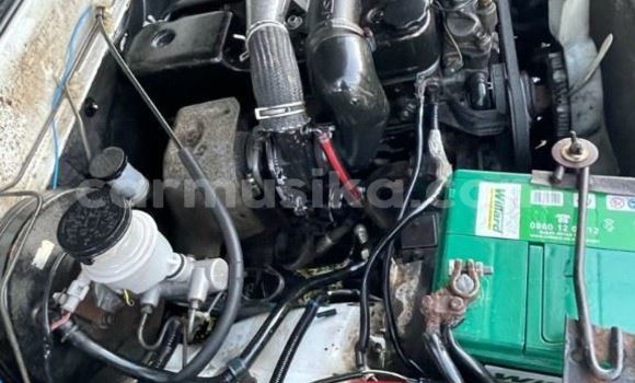 Acheter Occasion Voiture Isuzu KB Blanc à Beitbridge, Matabeleland South Acheter Occasion Voiture Isuzu KB Blanc à Beitbridge, Matabeleland South