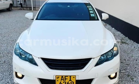 Buy Used Toyota Mark X White Car in Masvingo in Masvingo