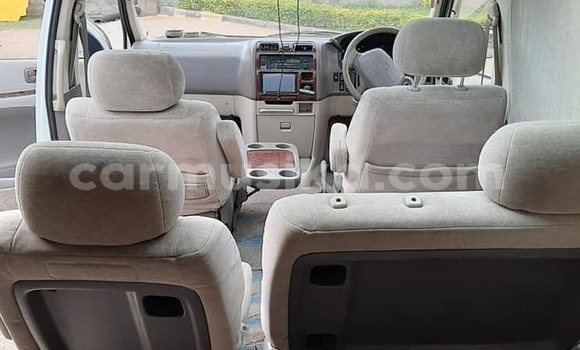 Buy Used Toyota Granvia White Car in Masvingo in Masvingo Buy Used Toyota Granvia White Car in Masvingo in Masvingo