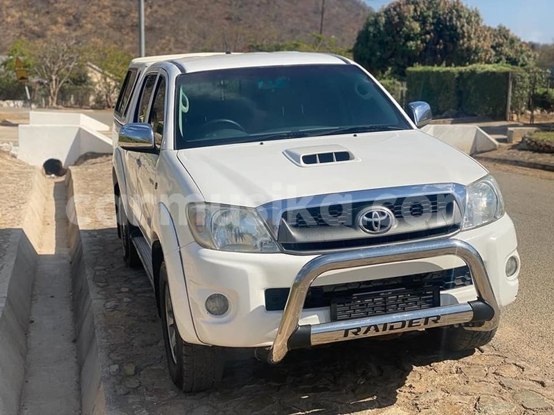 Big with watermark toyota hilux masvingo masvingo 25532