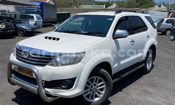 Buy Used Toyota Fortuner White Car in Mutare in Manicaland Buy Used Toyota Fortuner White Car in Mutare in Manicaland