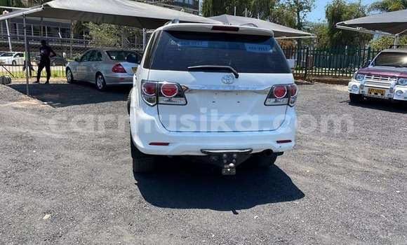Buy Used Toyota Fortuner White Car in Mutare in Manicaland Buy Used Toyota Fortuner White Car in Mutare in Manicaland