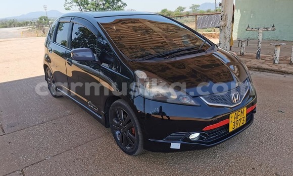 Buy Used Honda Fit Black Car in Masvingo in Masvingo Buy Used Honda Fit Black Car in Masvingo in Masvingo