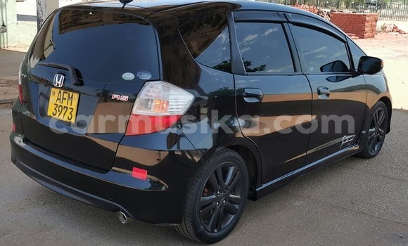 Buy Used Honda Fit Black Car in Masvingo in Masvingo Buy Used Honda Fit Black Car in Masvingo in Masvingo