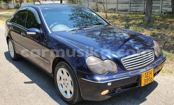 Buy Used Mercedes‒Benz C–Class Blue Car in Masvingo in Masvingo