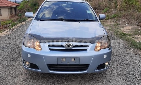 Acheter Occasion Voiture Toyota Runx Bleu à Masvingo, Masvingo