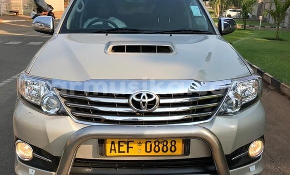 Buy Used Toyota Fortuner Beige Car in Masvingo in Masvingo Buy Used Toyota Fortuner Beige Car in Masvingo in Masvingo