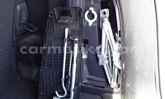 Buy Used Honda Fit White Car in Beitbridge in Matabeleland South Buy Used Honda Fit White Car in Beitbridge in Matabeleland South