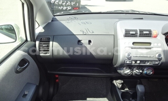 Buy Used Honda Fit Other Car in Beitbridge in Matabeleland South Buy Used Honda Fit Other Car in Beitbridge in Matabeleland South