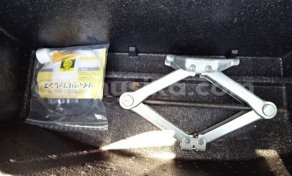 Tenga Tsaru Honda Fit Tsvuku Mota in Beitbridge in Matabeleland South Tenga Tsaru Honda Fit Tsvuku Mota in Beitbridge in Matabeleland South