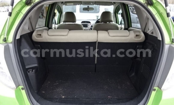 Buy Used Honda Fit Green Car in Beitbridge in Matabeleland South Buy Used Honda Fit Green Car in Beitbridge in Matabeleland South