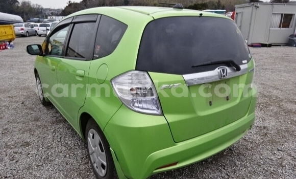 Buy Used Honda Fit Green Car in Beitbridge in Matabeleland South Buy Used Honda Fit Green Car in Beitbridge in Matabeleland South
