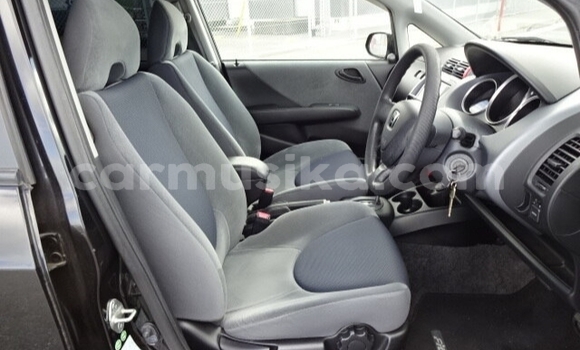 Nunua Ilio tumika Honda Fit Nyeusi Gari ndani ya Beitbridge nchini Matabeleland Kusini Nunua Ilio tumika Honda Fit Nyeusi Gari ndani ya Beitbridge nchini Matabeleland Kusini