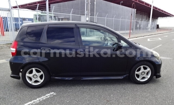 Nunua Ilio tumika Honda Fit Nyeusi Gari ndani ya Beitbridge nchini Matabeleland Kusini Nunua Ilio tumika Honda Fit Nyeusi Gari ndani ya Beitbridge nchini Matabeleland Kusini