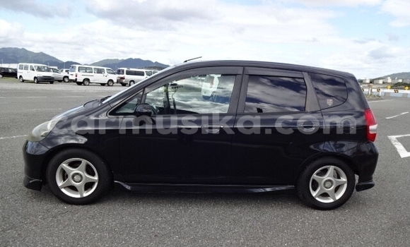 Nunua Ilio tumika Honda Fit Nyeusi Gari ndani ya Beitbridge nchini Matabeleland Kusini Nunua Ilio tumika Honda Fit Nyeusi Gari ndani ya Beitbridge nchini Matabeleland Kusini