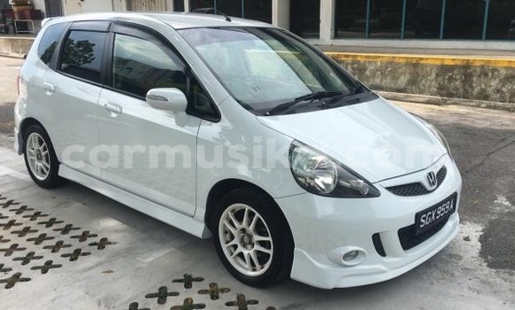 Tenga Tsaru Honda Fit Chena Mota in Beitbridge in Matabeleland South Tenga Tsaru Honda Fit Chena Mota in Beitbridge in Matabeleland South