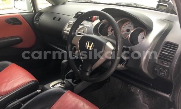 Tenga Tsaru Honda Fit Chena Mota in Beitbridge in Matabeleland South Tenga Tsaru Honda Fit Chena Mota in Beitbridge in Matabeleland South