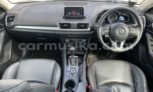 Acheter Occasion Voiture Mazda 3 Blanc à Beitbridge, Matabeleland South Acheter Occasion Voiture Mazda 3 Blanc à Beitbridge, Matabeleland South