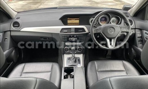 Tenga Tsaru Mercedes‒Benz C–Class Nhema Mota in Beitbridge in Matabeleland South Tenga Tsaru Mercedes‒Benz C–Class Nhema Mota in Beitbridge in Matabeleland South