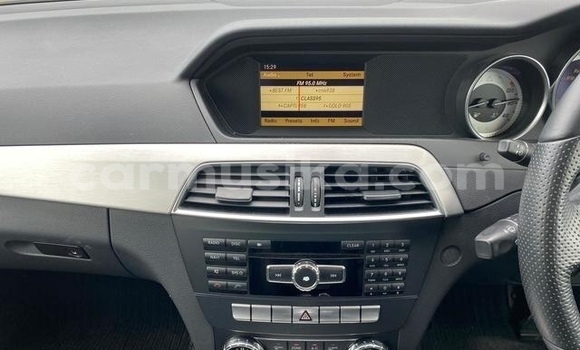 Tenga Tsaru Mercedes‒Benz C–Class Nhema Mota in Beitbridge in Matabeleland South Tenga Tsaru Mercedes‒Benz C–Class Nhema Mota in Beitbridge in Matabeleland South