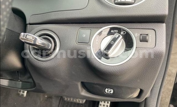 Tenga Tsaru Mercedes‒Benz C–Class Nhema Mota in Beitbridge in Matabeleland South Tenga Tsaru Mercedes‒Benz C–Class Nhema Mota in Beitbridge in Matabeleland South