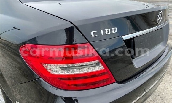 Tenga Tsaru Mercedes‒Benz C–Class Nhema Mota in Beitbridge in Matabeleland South Tenga Tsaru Mercedes‒Benz C–Class Nhema Mota in Beitbridge in Matabeleland South