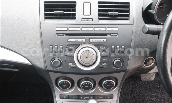 Acheter Occasion Voiture Mazda 3 Gris à Beitbridge, Matabeleland South Acheter Occasion Voiture Mazda 3 Gris à Beitbridge, Matabeleland South