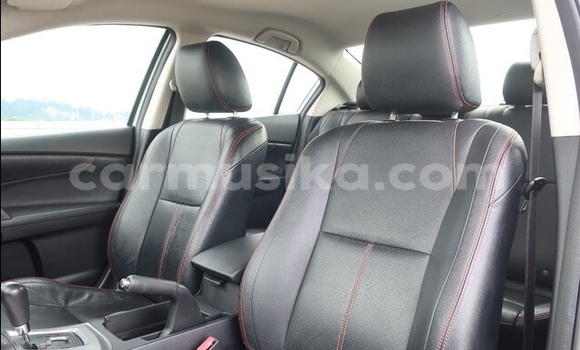 Acheter Occasion Voiture Mazda 3 Gris à Beitbridge, Matabeleland South Acheter Occasion Voiture Mazda 3 Gris à Beitbridge, Matabeleland South