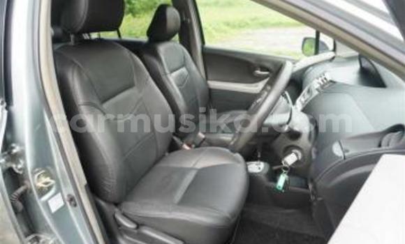 Acheter Occasion Voiture Toyota Yaris Bleu à Beitbridge, Matabeleland South Acheter Occasion Voiture Toyota Yaris Bleu à Beitbridge, Matabeleland South