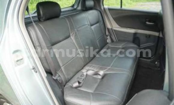 Acheter Occasion Voiture Toyota Yaris Bleu à Beitbridge, Matabeleland South Acheter Occasion Voiture Toyota Yaris Bleu à Beitbridge, Matabeleland South