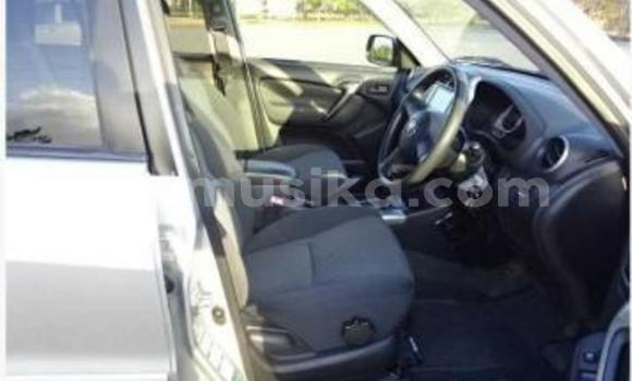 Nunua Ilio tumika Toyota RAV4 Fedha Gari ndani ya Beitbridge nchini Matabeleland Kusini Nunua Ilio tumika Toyota RAV4 Fedha Gari ndani ya Beitbridge nchini Matabeleland Kusini