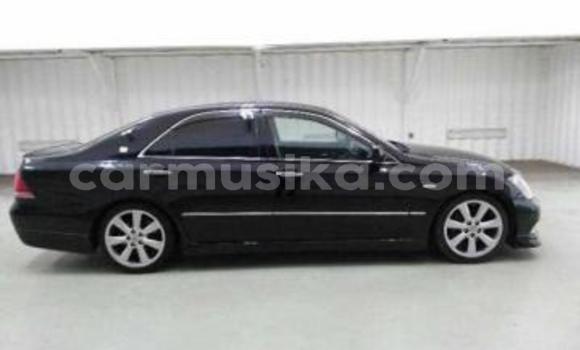 Acheter Occasion Voiture Toyota Crown Noir à Beitbridge, Matabeleland South Acheter Occasion Voiture Toyota Crown Noir à Beitbridge, Matabeleland South