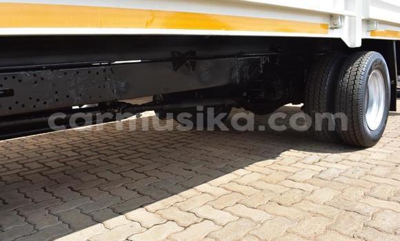 Acheter Occasion Voiture Toyota Dyna Blanc à Beitbridge, Matabeleland South Acheter Occasion Voiture Toyota Dyna Blanc à Beitbridge, Matabeleland South