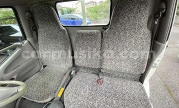 Acheter Occasion Voiture Toyota Dyna Blanc à Beitbridge, Matabeleland South Acheter Occasion Voiture Toyota Dyna Blanc à Beitbridge, Matabeleland South