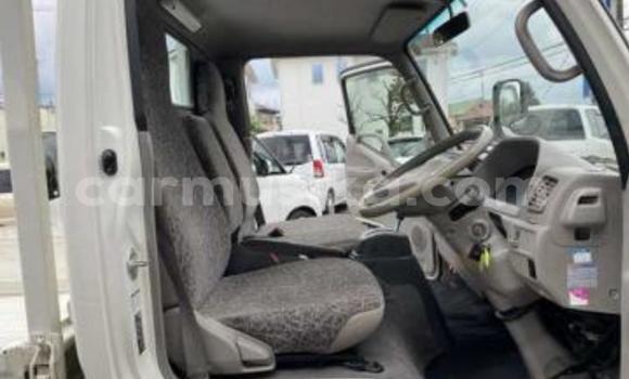 Acheter Occasion Voiture Toyota Dyna Blanc à Beitbridge, Matabeleland South Acheter Occasion Voiture Toyota Dyna Blanc à Beitbridge, Matabeleland South