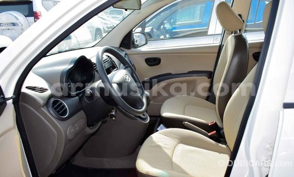 Acheter Import Voiture Hyundai i10 Blanc à Import - Dubai, Harare Acheter Import Voiture Hyundai i10 Blanc à Import - Dubai, Harare