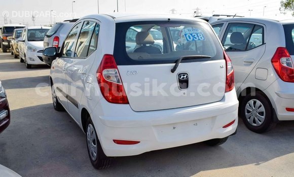 Acheter Import Voiture Hyundai i10 Blanc à Import - Dubai, Harare Acheter Import Voiture Hyundai i10 Blanc à Import - Dubai, Harare