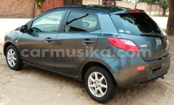 Tenga Tsaru Mazda Demio Zvimwe Mota in Harare in Harare