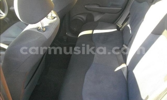 Acheter Occasion Voiture Honda Fit Bleu à Beitbridge, Matabeleland South Acheter Occasion Voiture Honda Fit Bleu à Beitbridge, Matabeleland South