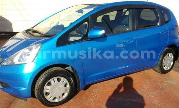 Acheter Occasion Voiture Honda Fit Bleu à Beitbridge, Matabeleland South Acheter Occasion Voiture Honda Fit Bleu à Beitbridge, Matabeleland South