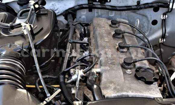 Acheter Occasion Voiture Nissan Hardbody Blanc à Beitbridge, Matabeleland South Acheter Occasion Voiture Nissan Hardbody Blanc à Beitbridge, Matabeleland South