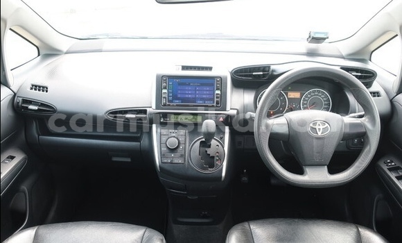 Acheter Occasion Voiture Toyota Wish Bleu à Beitbridge, Matabeleland South Acheter Occasion Voiture Toyota Wish Bleu à Beitbridge, Matabeleland South