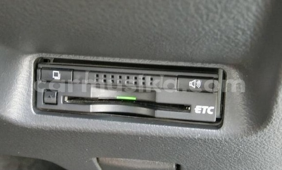 Buy Used Toyota Wish White Car in Beitbridge in Matabeleland South Buy Used Toyota Wish White Car in Beitbridge in Matabeleland South