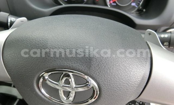 Buy Used Toyota Wish White Car in Beitbridge in Matabeleland South Buy Used Toyota Wish White Car in Beitbridge in Matabeleland South