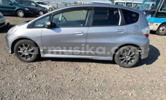 Acheter Occasion Voiture Honda Fit Gris à Beitbridge, Matabeleland South Acheter Occasion Voiture Honda Fit Gris à Beitbridge, Matabeleland South