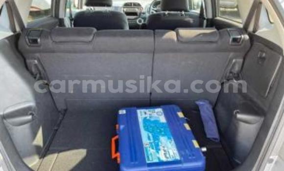 Acheter Occasion Voiture Honda Fit Gris à Beitbridge, Matabeleland South Acheter Occasion Voiture Honda Fit Gris à Beitbridge, Matabeleland South